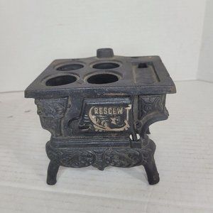 Vintage Rescew Stove Cast Iron Dollhouse Miniature Black